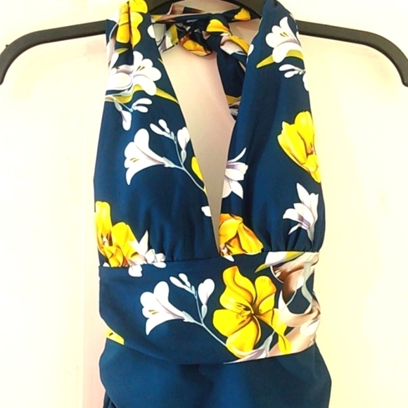 CUPSHE TEAL YELLOW FLORAL HALTER TIE PLUNGE V-NECK SWIMSUIT SIZE SMALL NWT - Picture 6 of 7